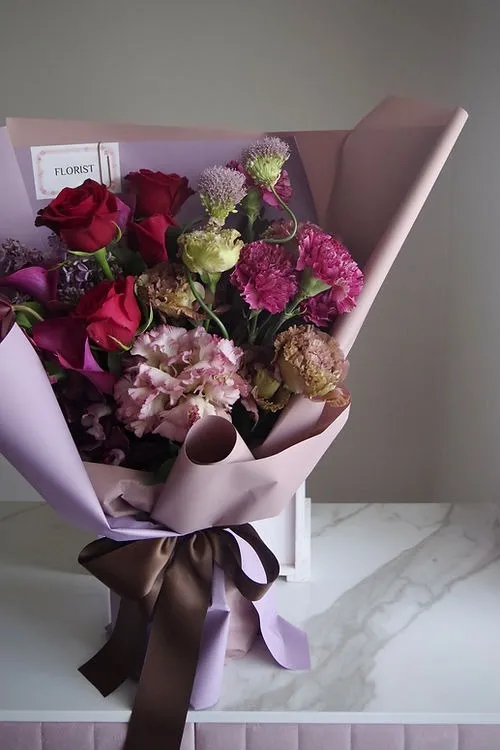 【FLORISTおまかせ】季節の花束 L
